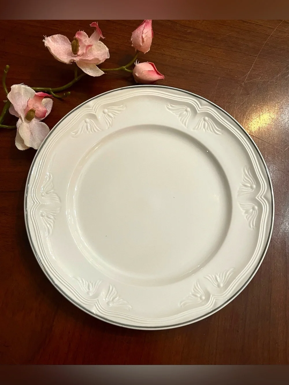Villeroy & Boch Cortina 2000 Pattern Salad Plates 8-1/8” - Set of 7